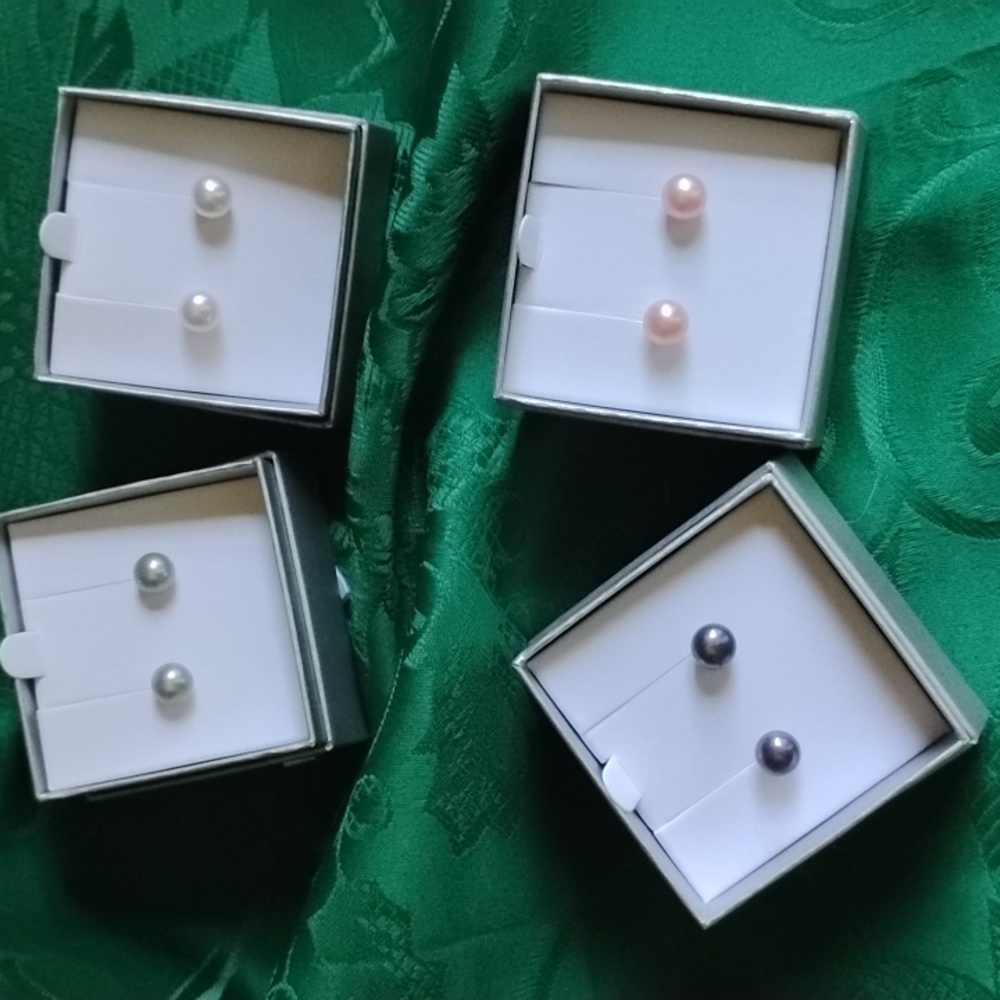 Elegant Pink Pearl Stud Earrings By Honora - Picture 2 of 6